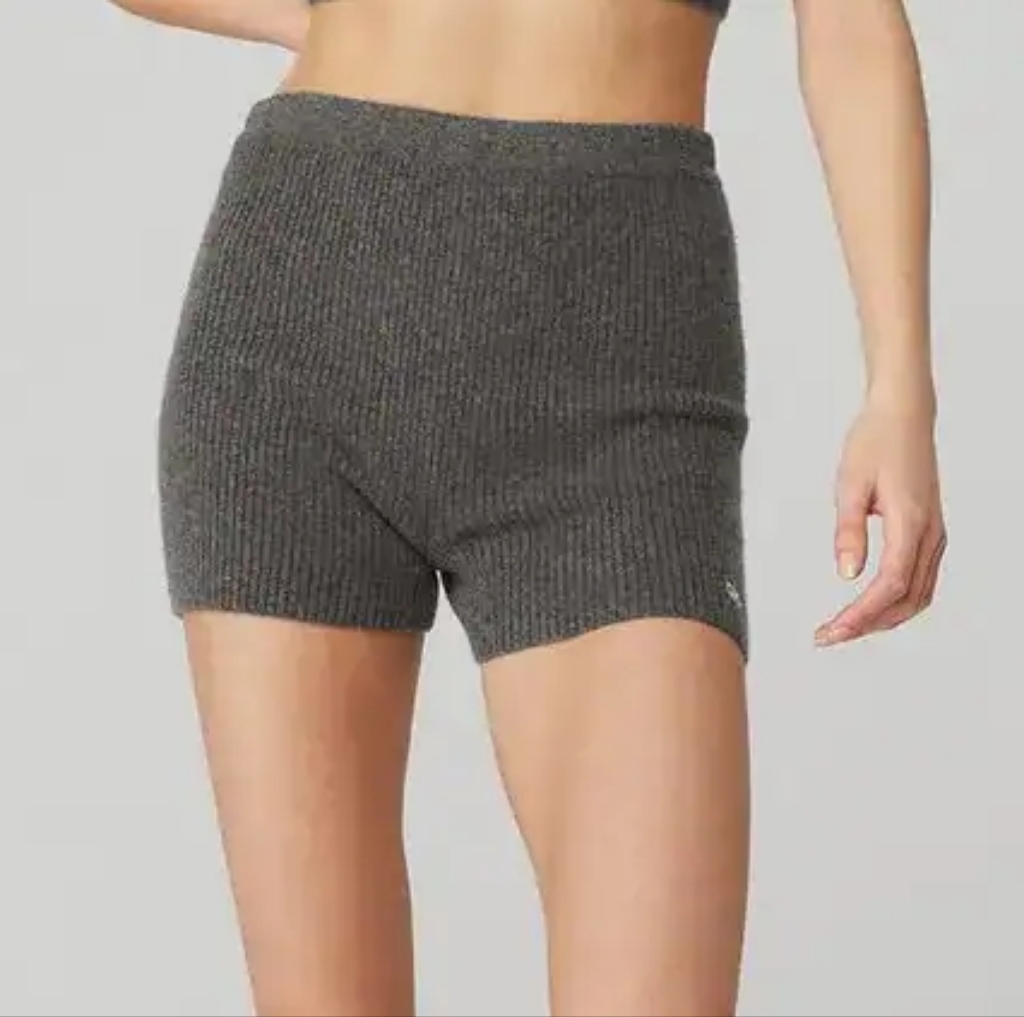 Alo Yoga Cashmere Ribbed Staycation Short Nwot In Cozy Grey Heather Sz Small